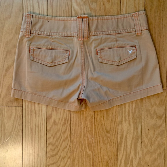 American Eagle Low rise shorts - Picture 2 of 3